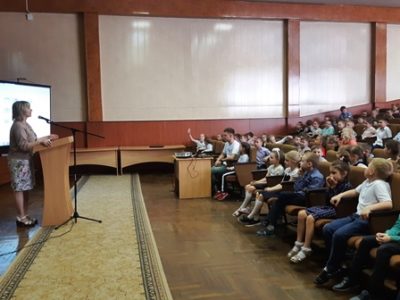 Линейки и кинолекторий по профилактике противоправных действий среди несовершеннолетних, по соблюдению правил безопасного и ответственного поведения